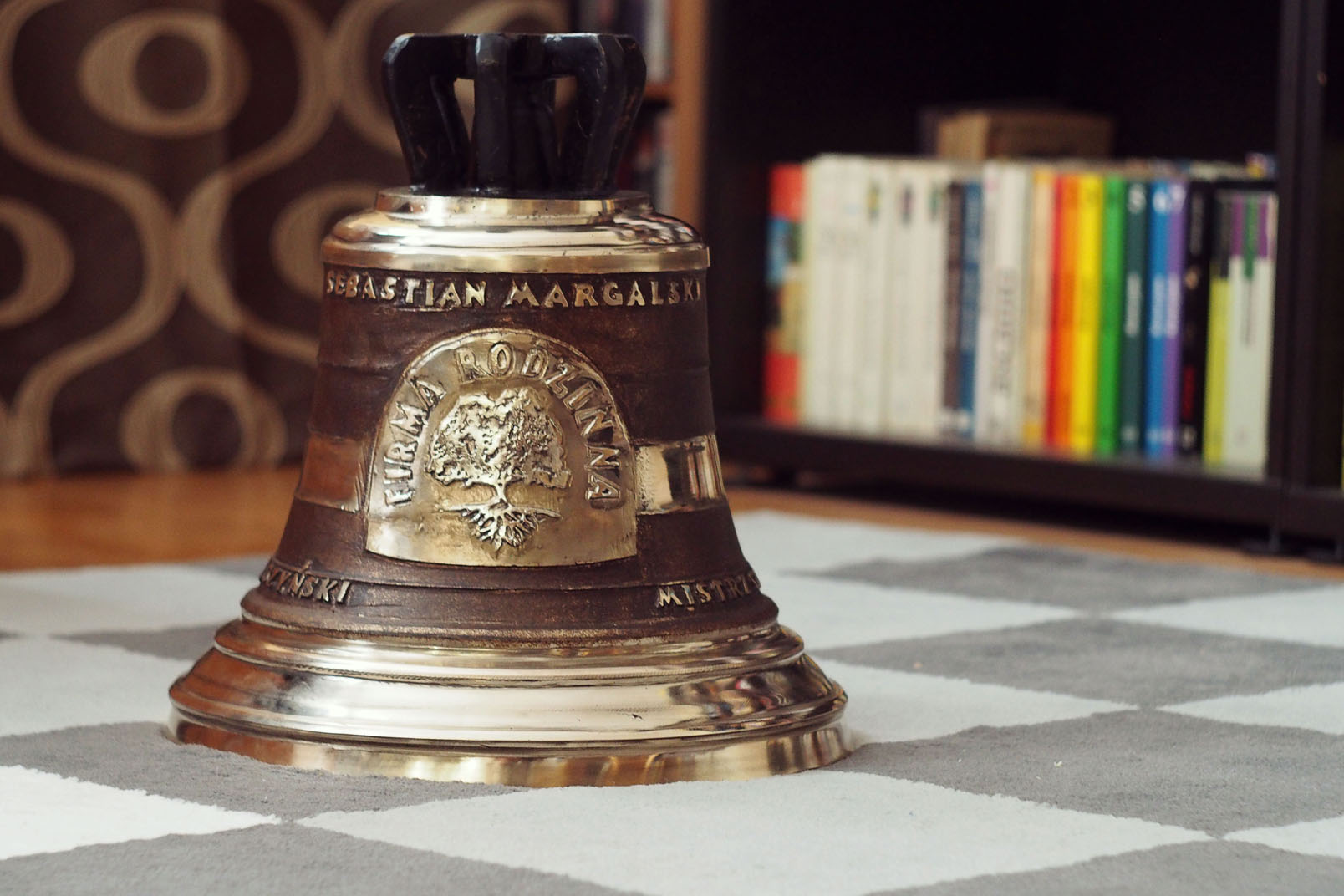 Dzwon Sebastian - firma rodzinna - ludwisarnia felczynskich - najstarsza firma rodzinna